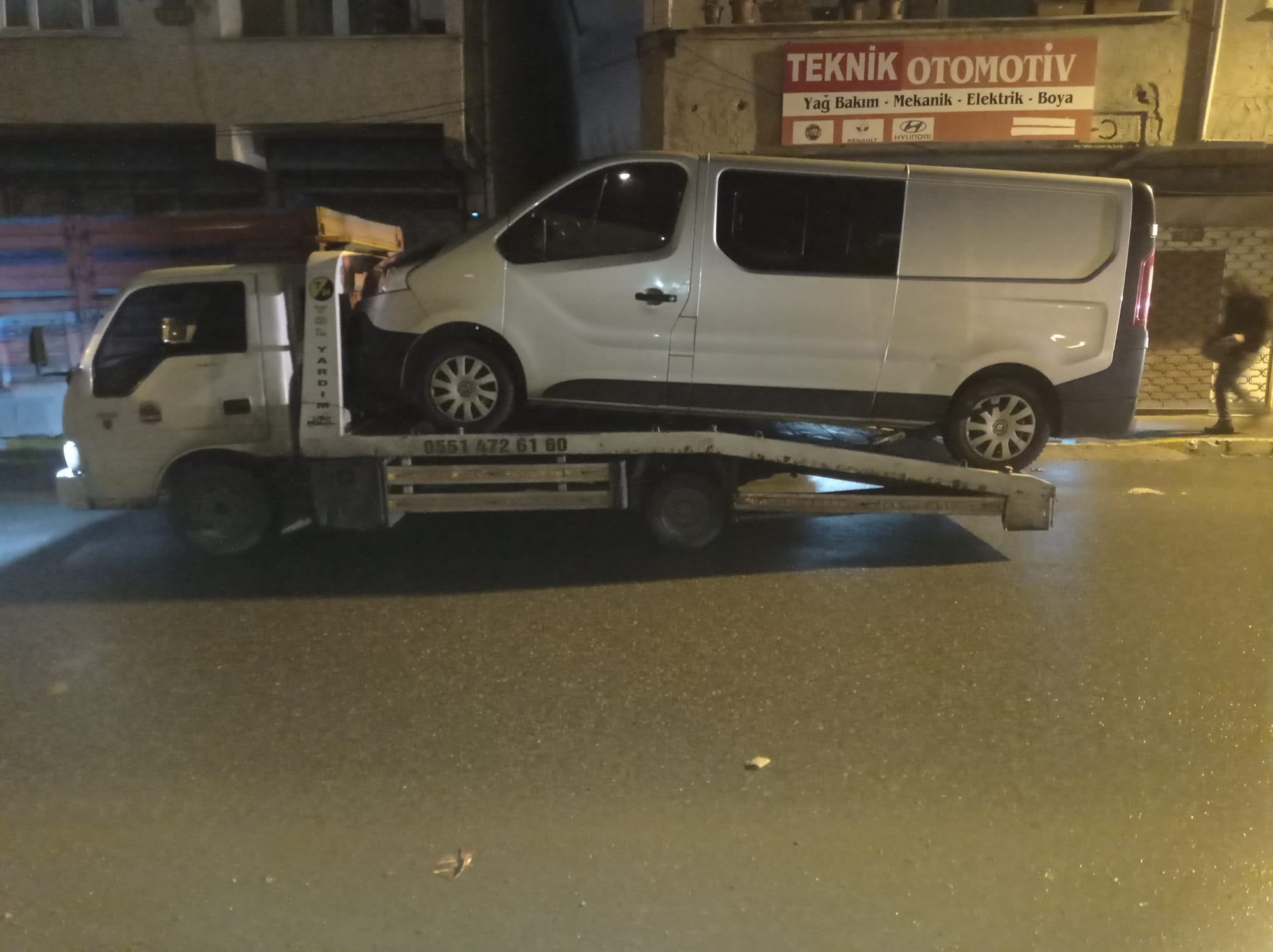 İstanbul gece oto kurtarma hizmeti 7/24 acil çekici