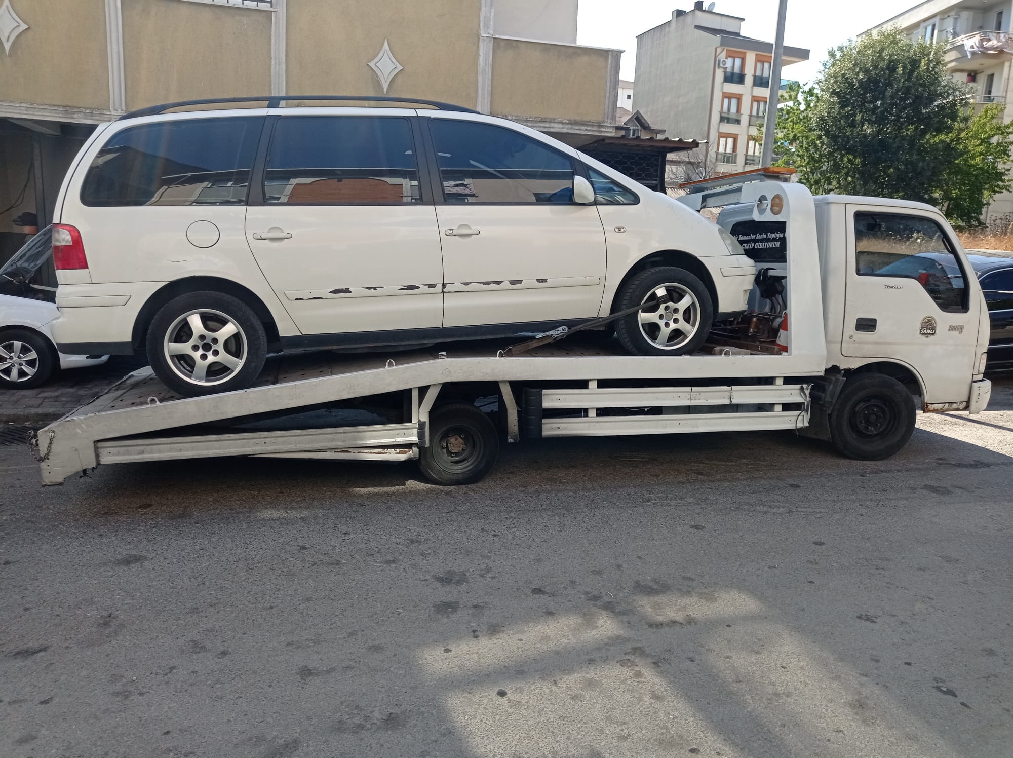 İstanbul güvenli araç taşıma oto kurtarma çekici hizmeti